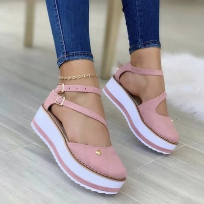 LM | Chic platform wedge sandals
