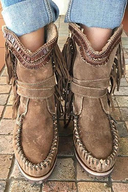 LM | Suede moccasin boots with fringes