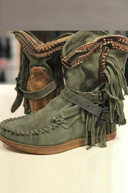 LM | Suede moccasin boots with fringes